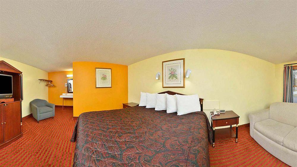 Captains Quarters Motel & Conference Center 이스트햄 외부 사진