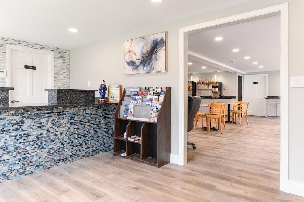Captains Quarters Motel & Conference Center 이스트햄 외부 사진