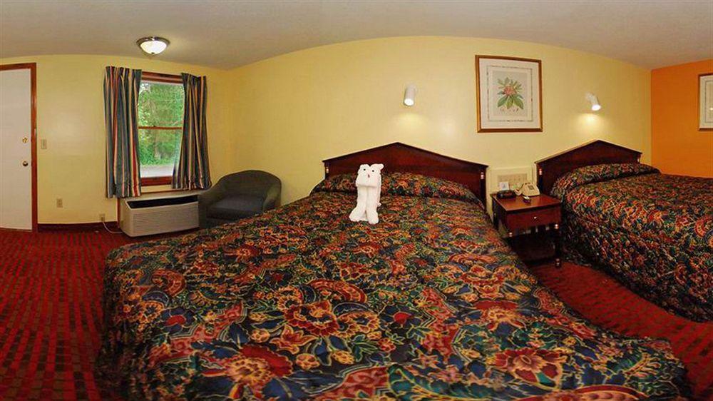 Captains Quarters Motel & Conference Center 이스트햄 외부 사진
